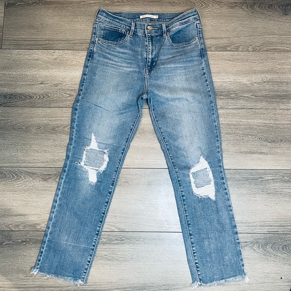 Woman’s 724 Levi jeans (high rise straight) - Picture 3 of 6